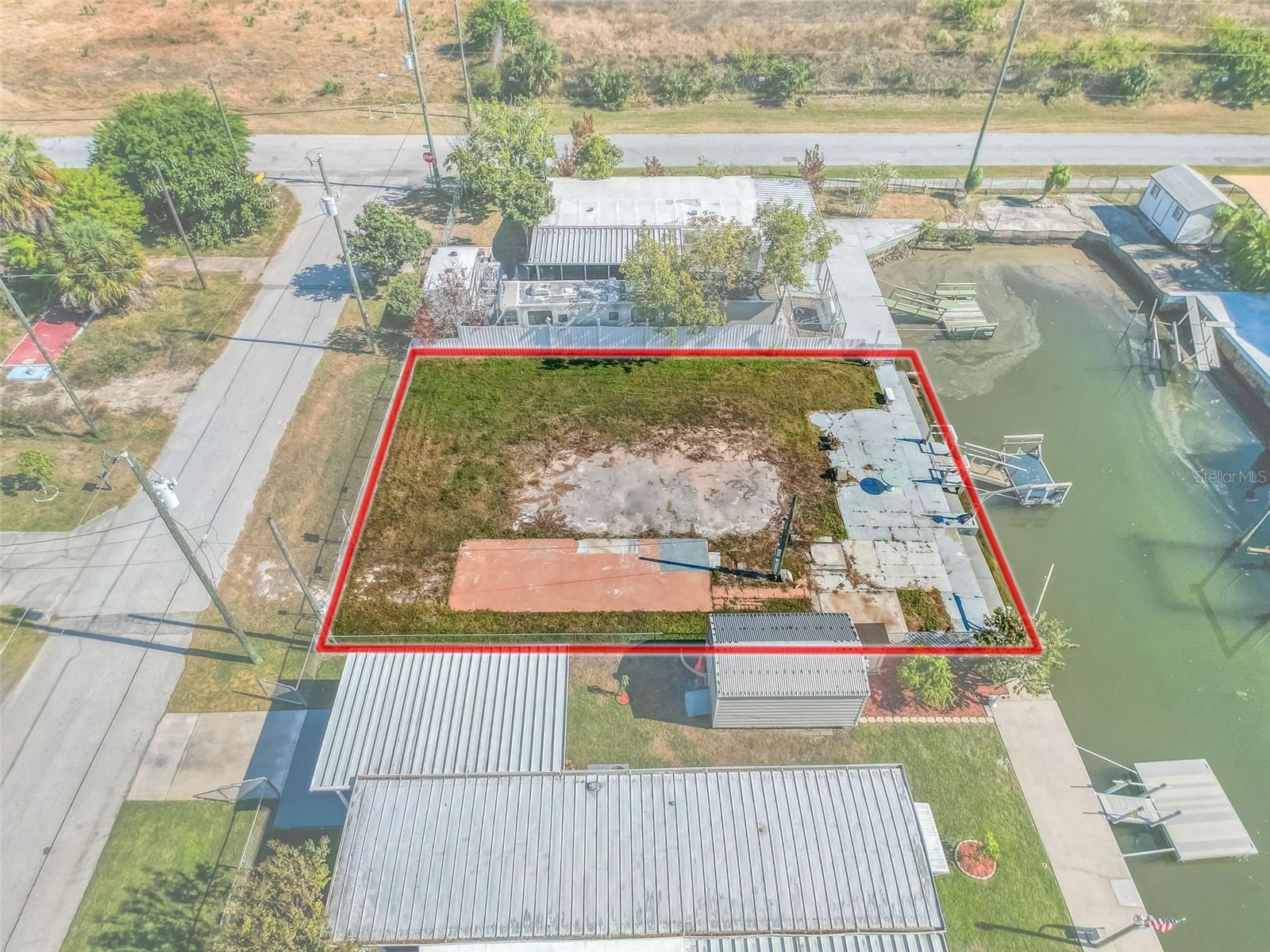 Image 22 of 34 For 6838 Curlew Lane