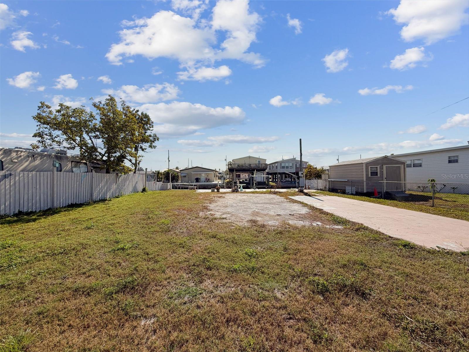 Image 28 of 34 For 6838 Curlew Lane