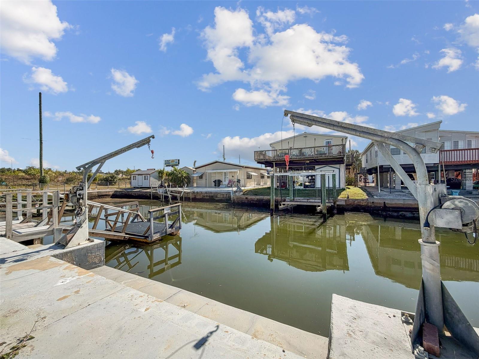 Image 5 of 34 For 6838 Curlew Lane