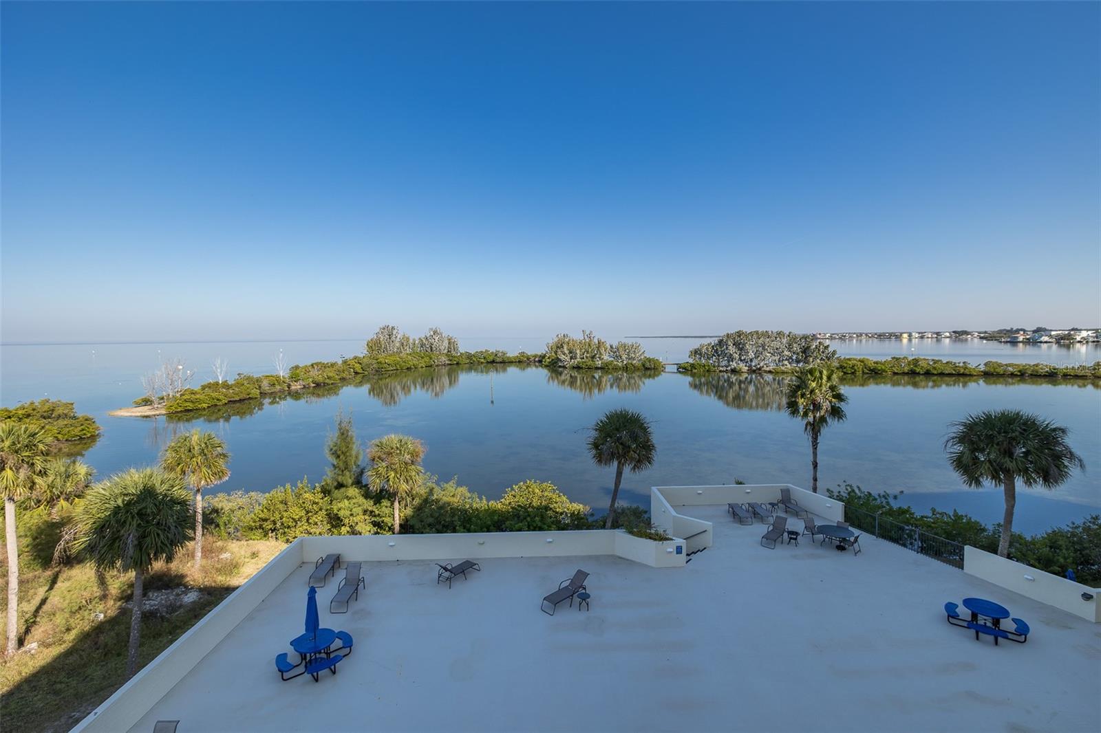 Image 36 of 63 For 5915 Sea Ranch Drive 415