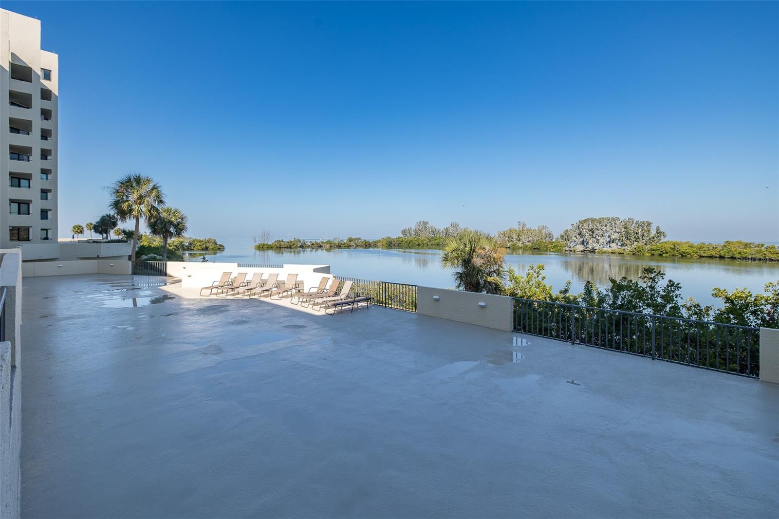 Image 47 of 63 For 5915 Sea Ranch Drive 415