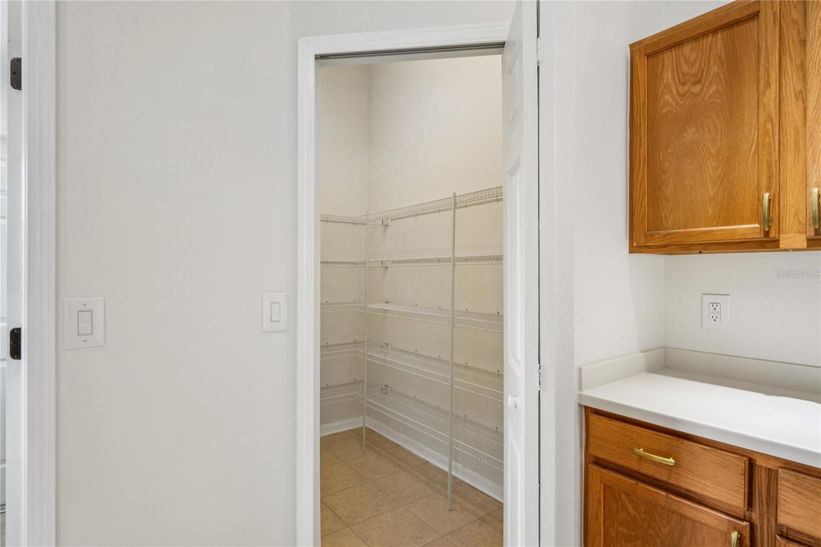 Image 15 of 85 For 322 Greenwich Circle