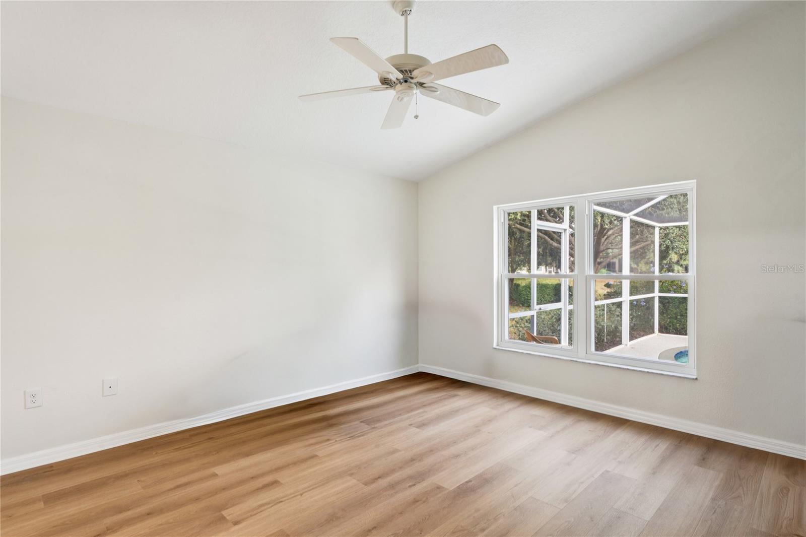 Image 20 of 85 For 322 Greenwich Circle