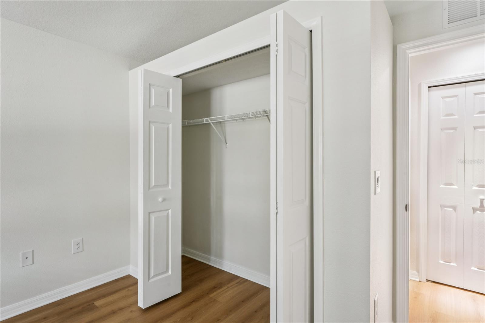 Image 31 of 85 For 322 Greenwich Circle