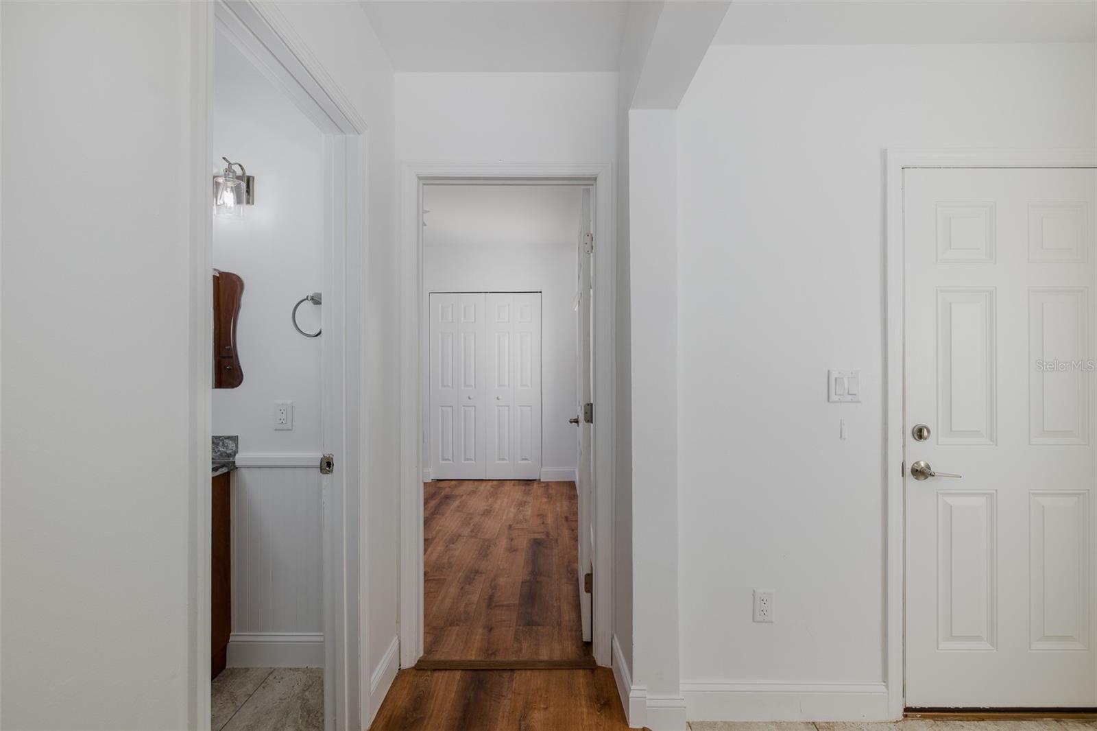 Image 24 of 43 For 14603 Williams Lane