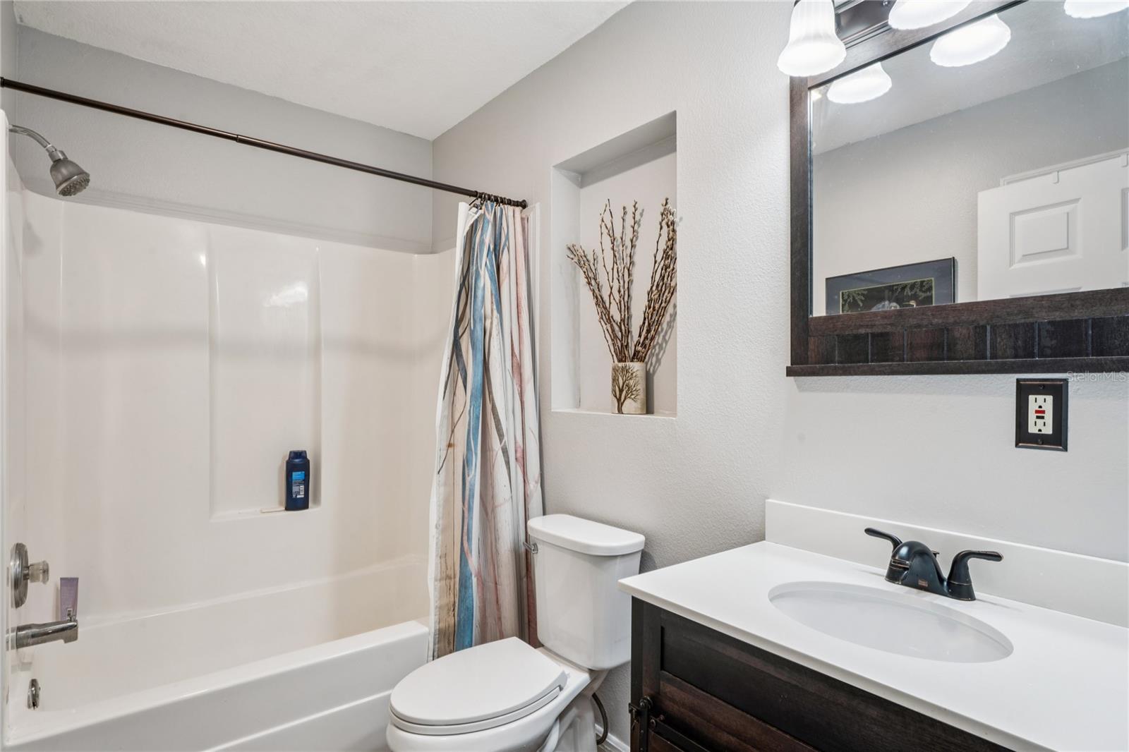 Image 28 of 61 For 11185 Cleever Street