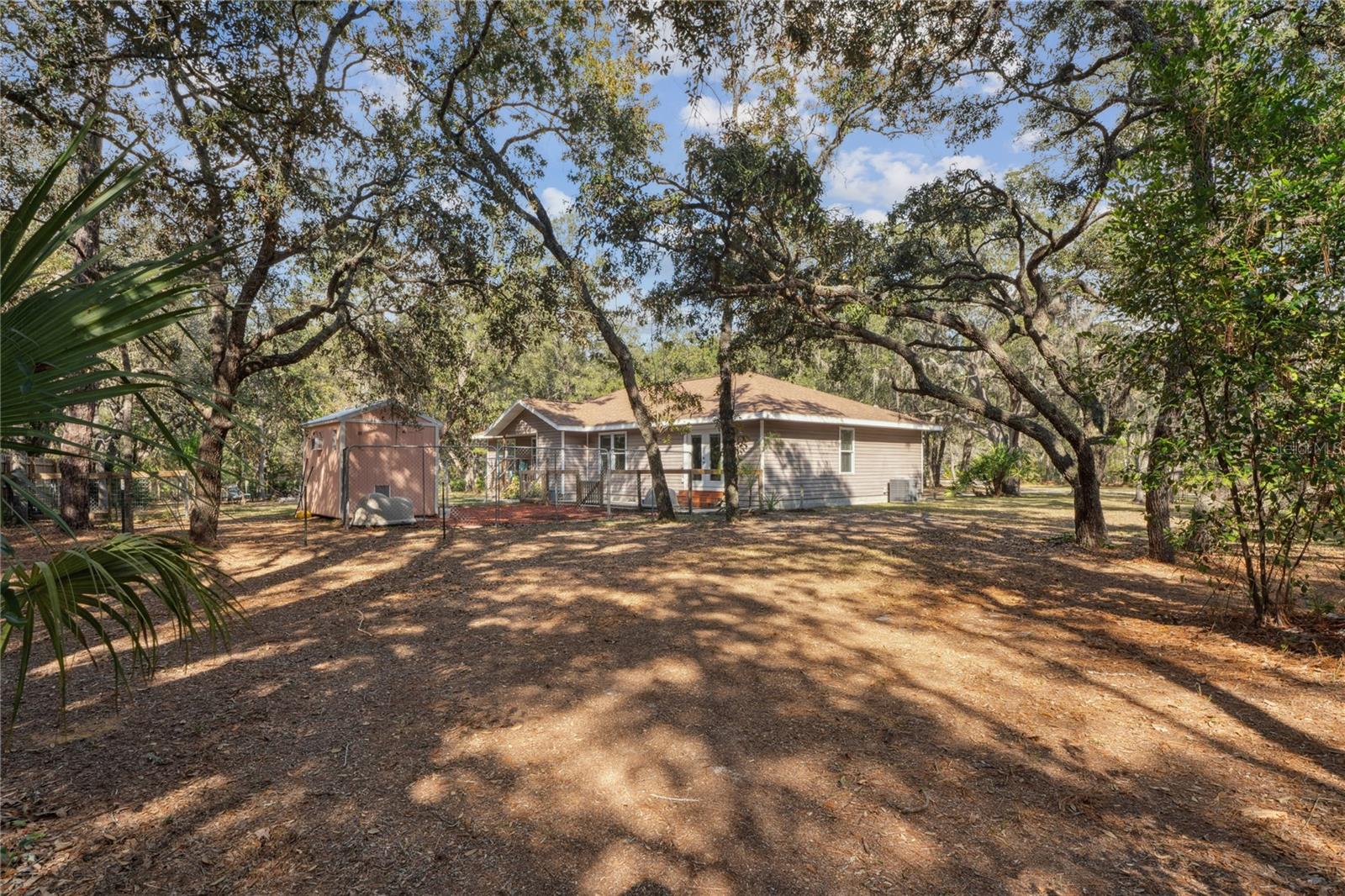 Image 46 of 61 For 11185 Cleever Street