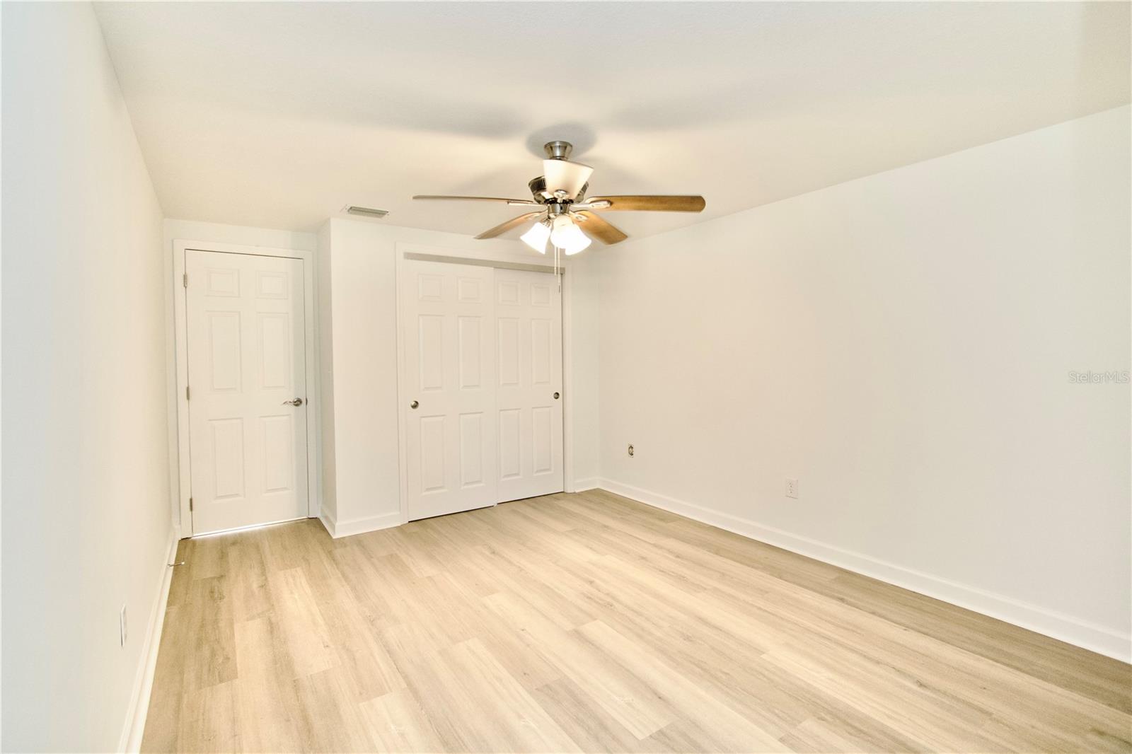 Image 10 of 26 For 4451 Rustic Drive 4451