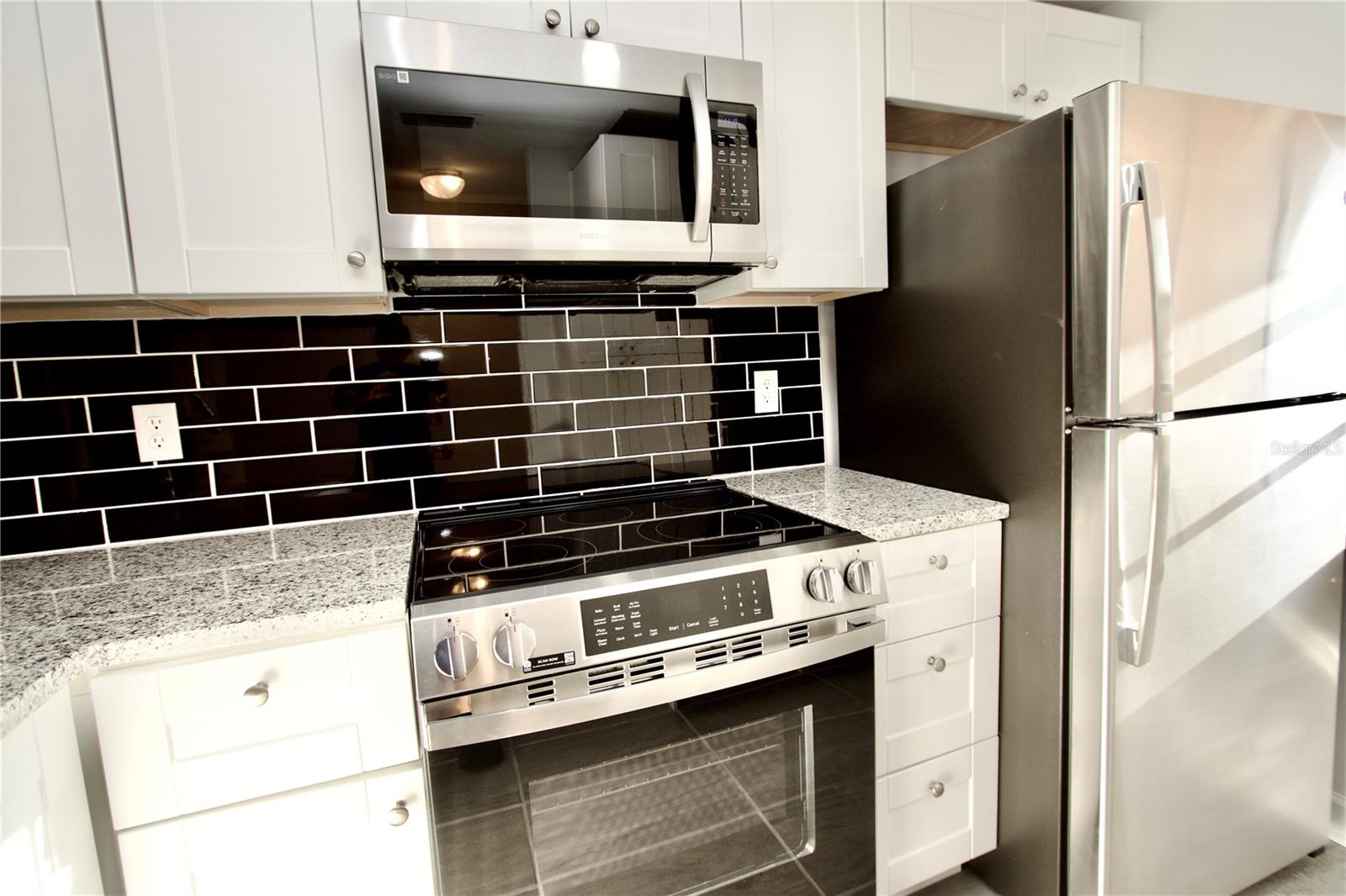 Image 5 of 26 For 4451 Rustic Drive 4451