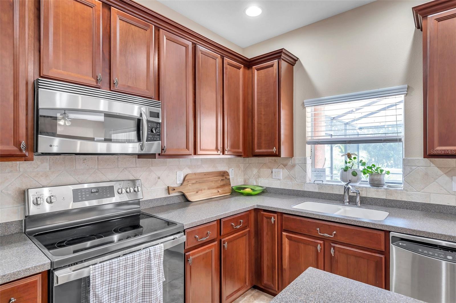 Image 23 of 85 For 11144 Oyster Bay Circle