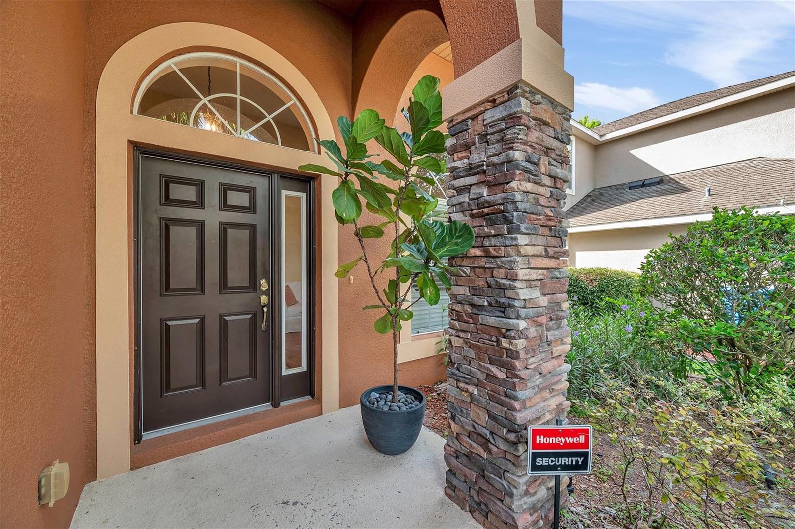 Image 4 of 85 For 11144 Oyster Bay Circle