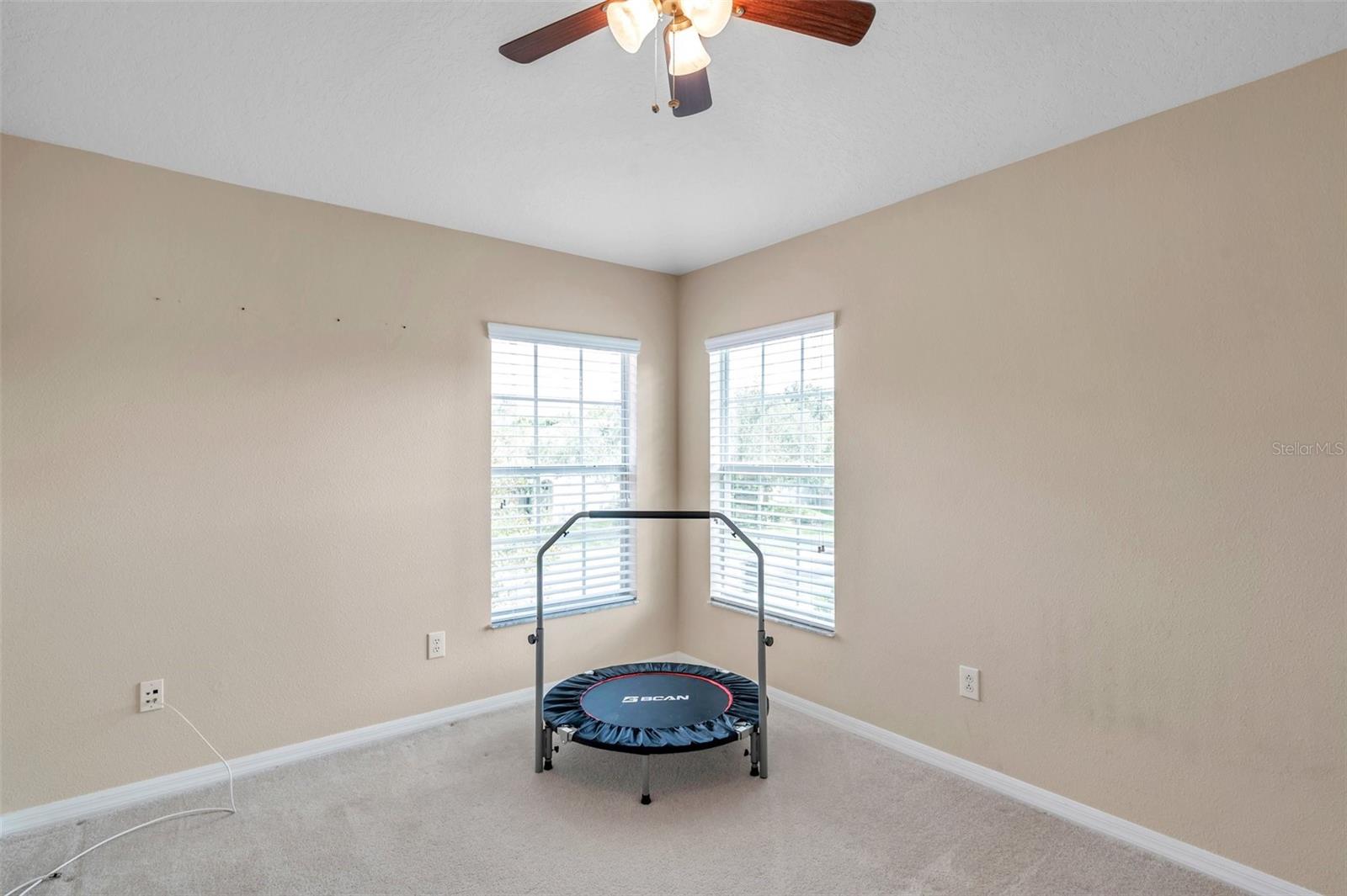 Image 40 of 85 For 11144 Oyster Bay Circle