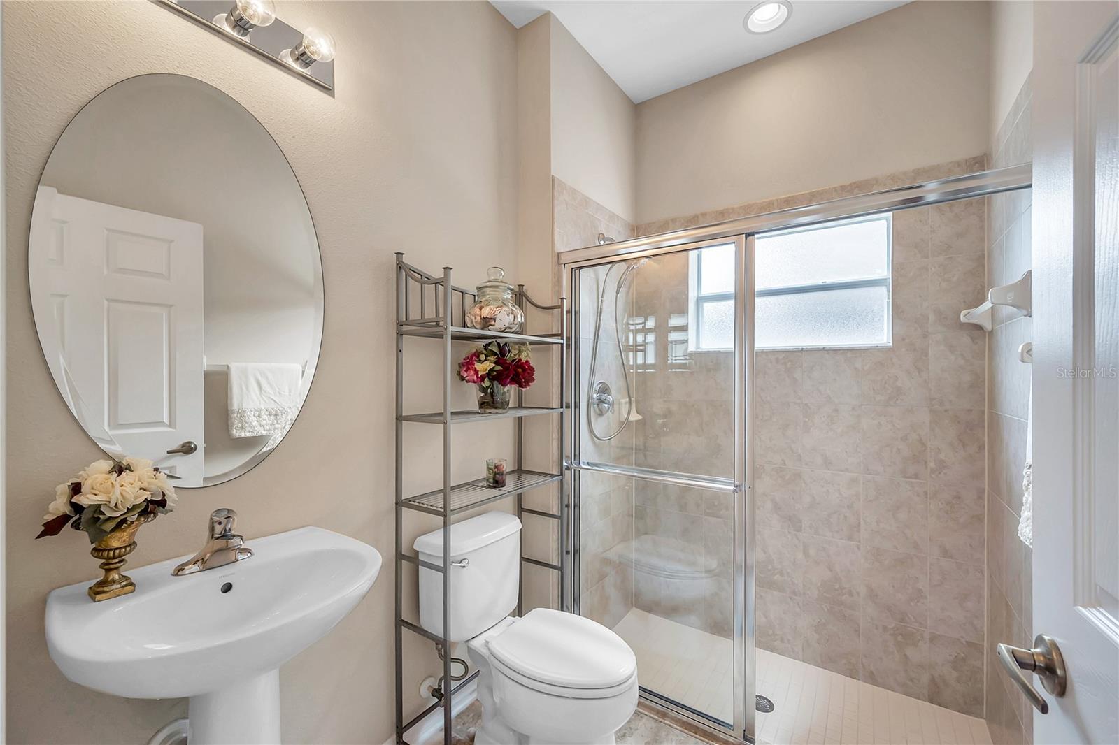 Image 45 of 85 For 11144 Oyster Bay Circle