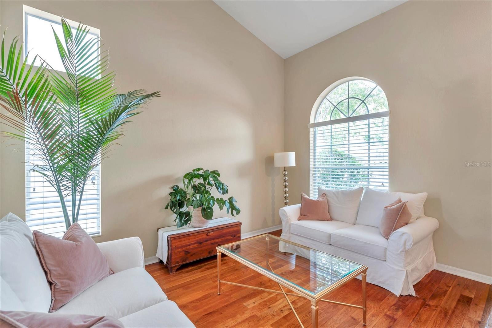 Image 6 of 85 For 11144 Oyster Bay Circle