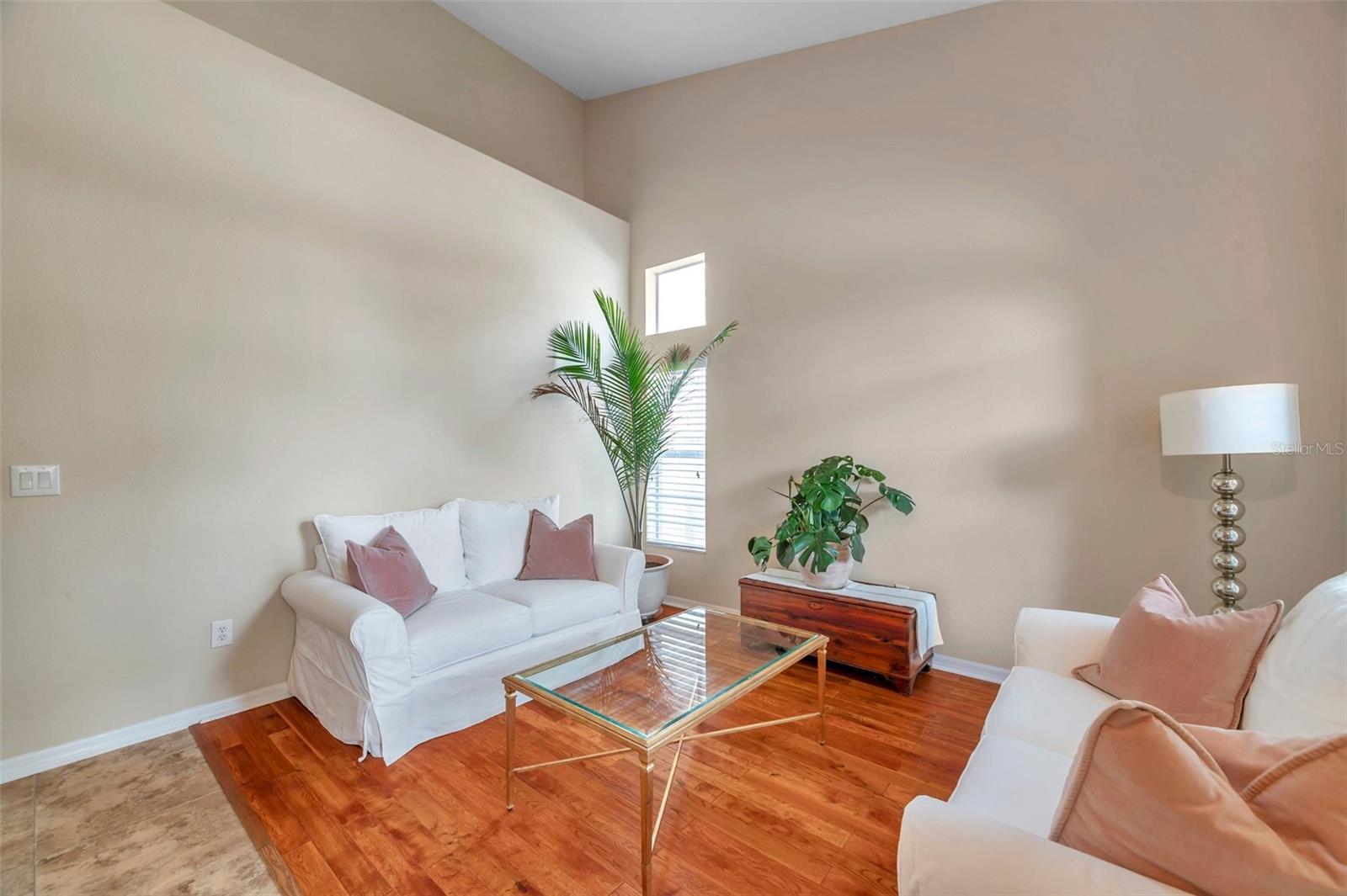 Image 7 of 85 For 11144 Oyster Bay Circle