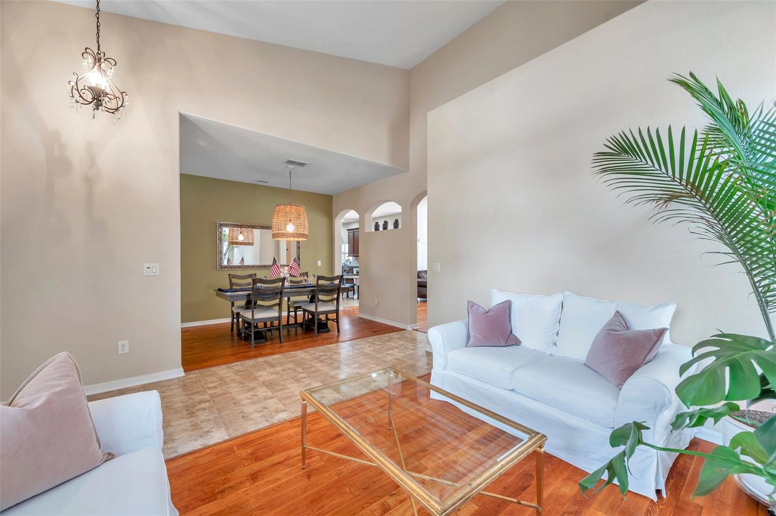 Image 9 of 85 For 11144 Oyster Bay Circle