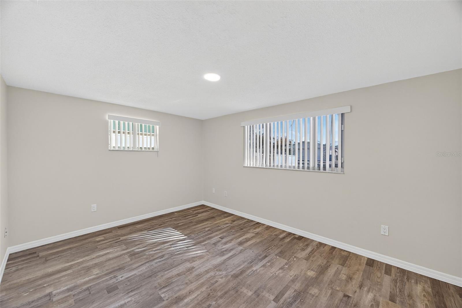 Image 12 of 50 For 6351 Edenmore Avenue