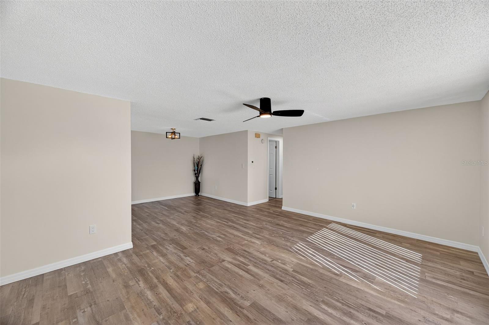 Image 5 of 50 For 6351 Edenmore Avenue