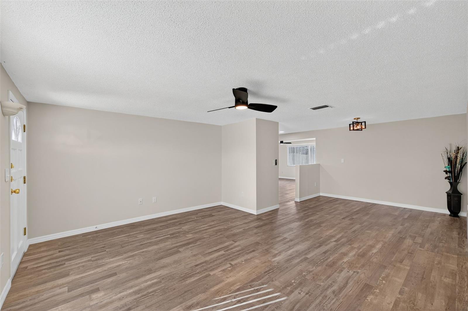 Image 6 of 50 For 6351 Edenmore Avenue