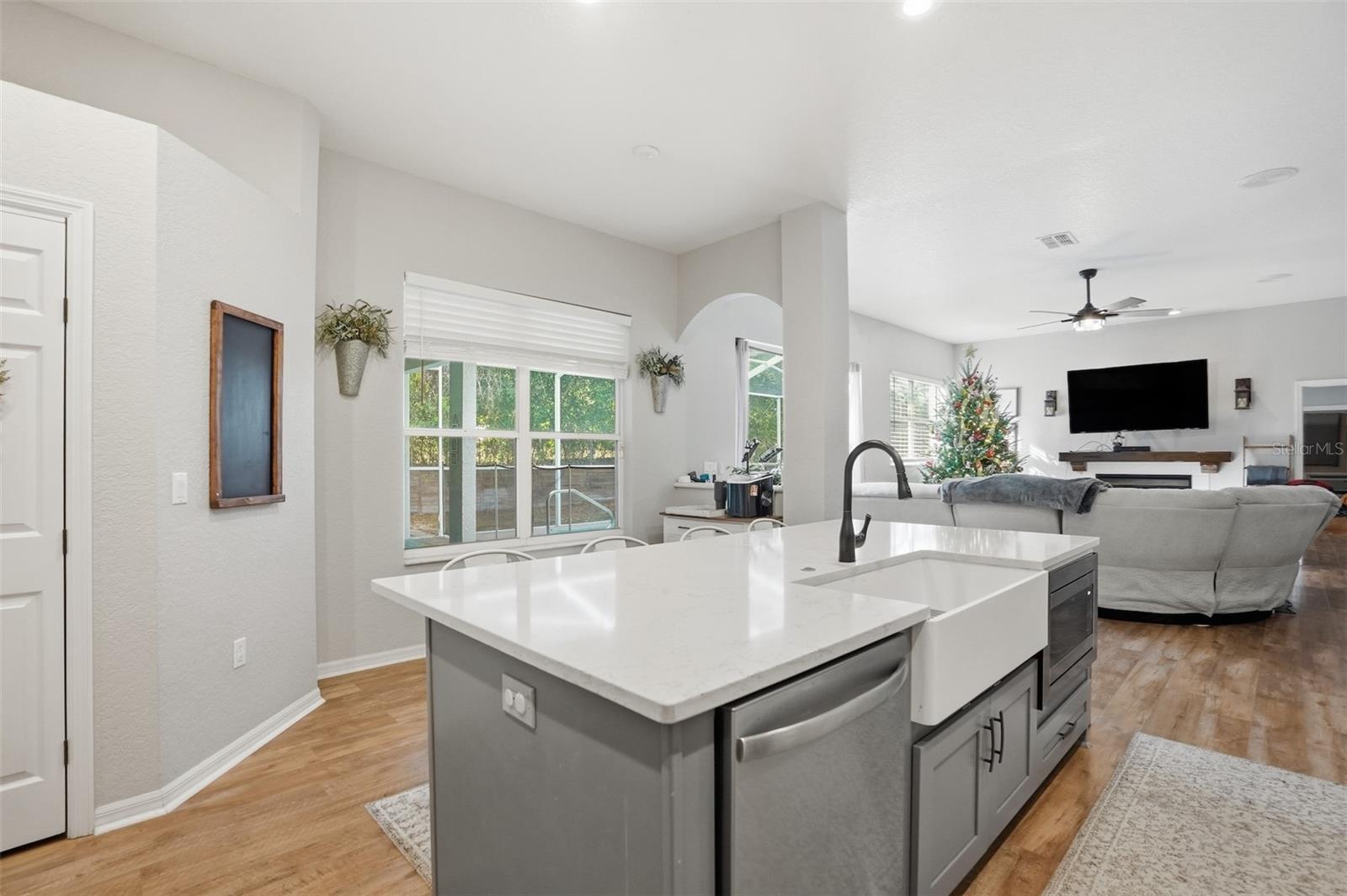 Image 10 of 50 For 12131 Buckingham Way