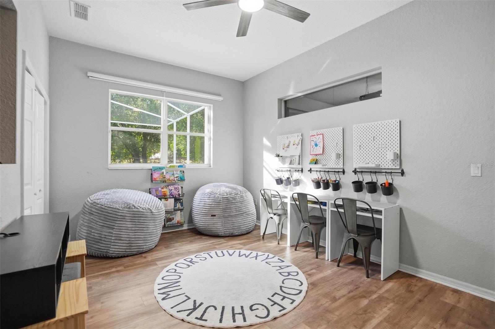 Image 15 of 50 For 12131 Buckingham Way