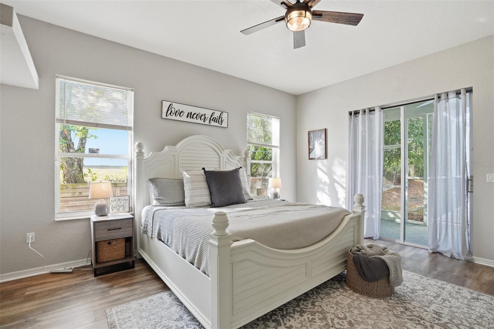 Image 27 of 50 For 12131 Buckingham Way