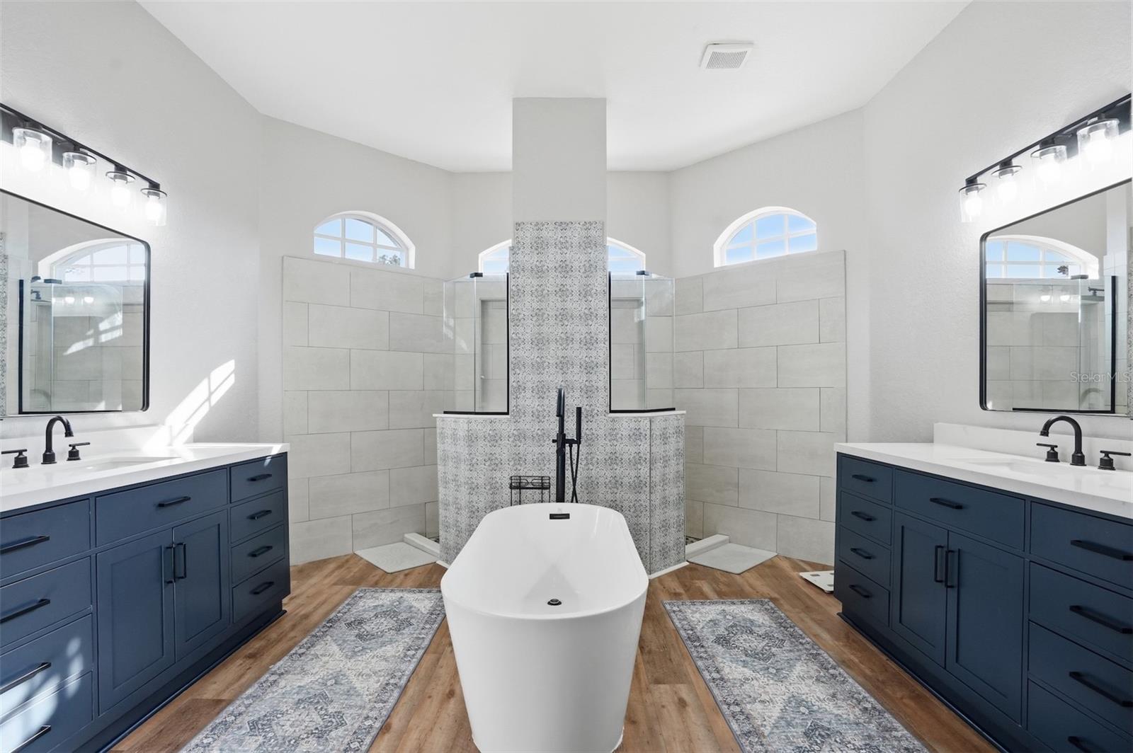 Image 31 of 50 For 12131 Buckingham Way