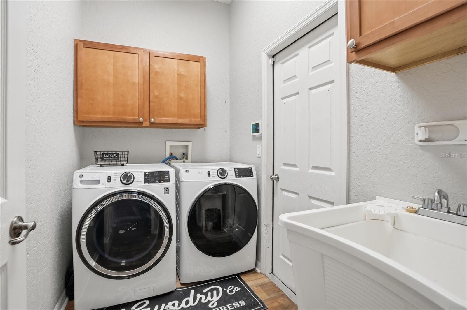 Image 36 of 50 For 12131 Buckingham Way