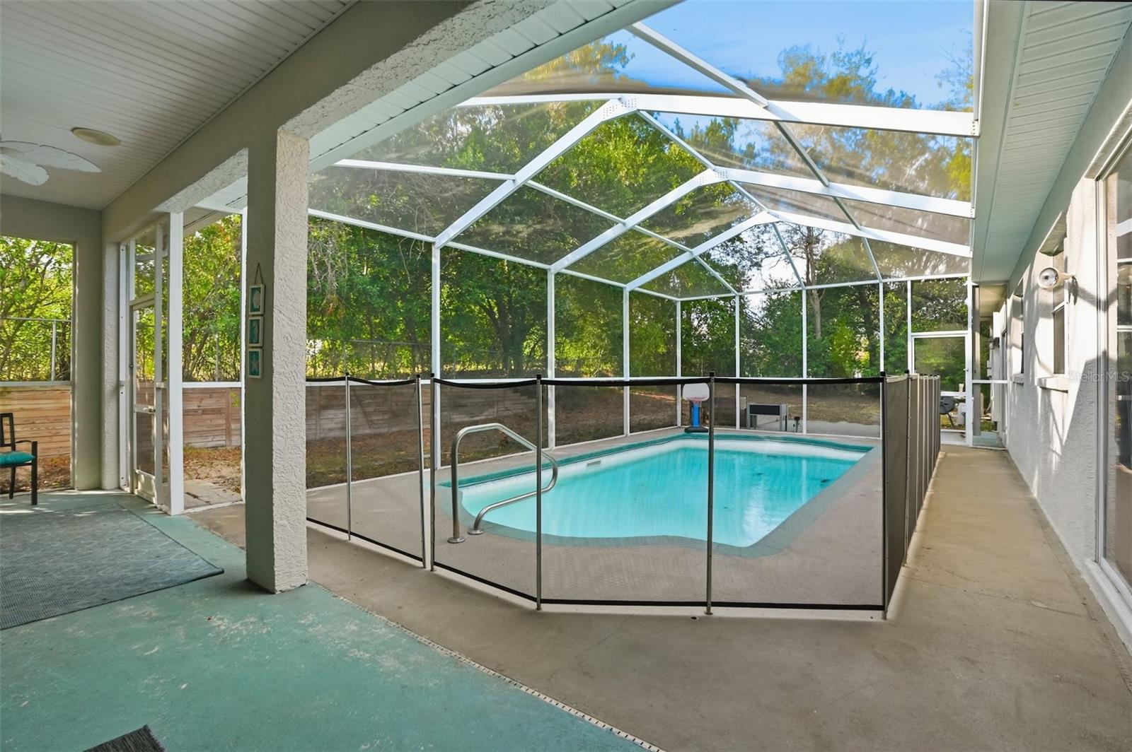 Image 39 of 50 For 12131 Buckingham Way