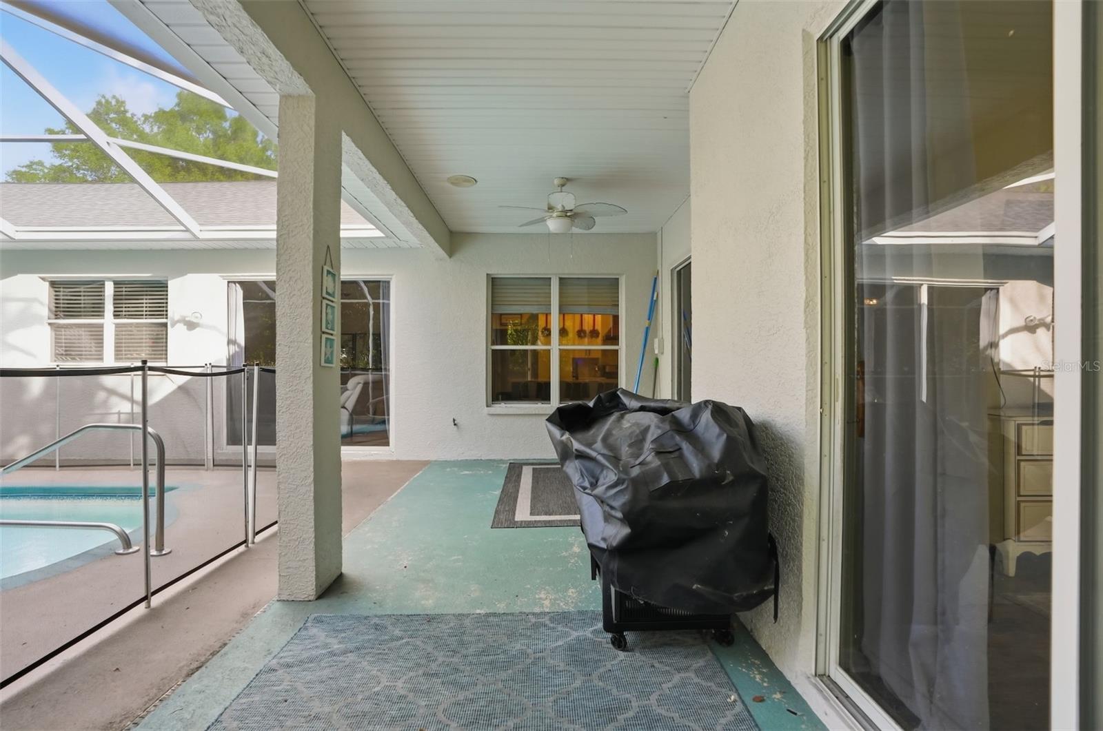 Image 41 of 50 For 12131 Buckingham Way