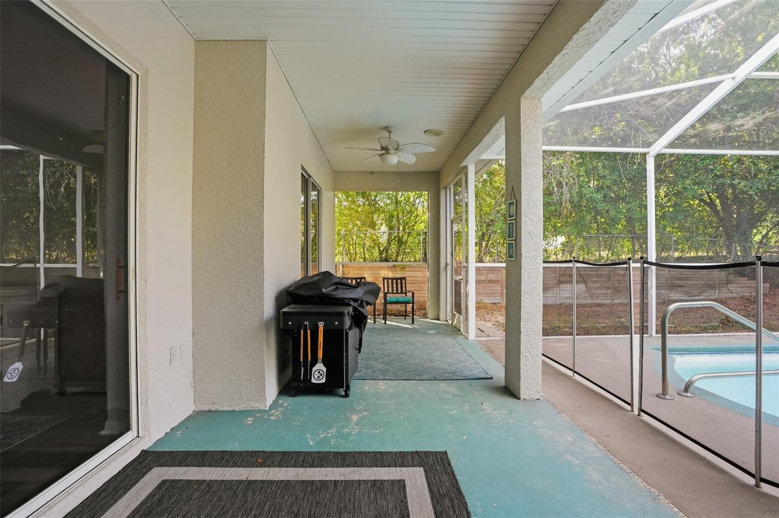 Image 42 of 50 For 12131 Buckingham Way