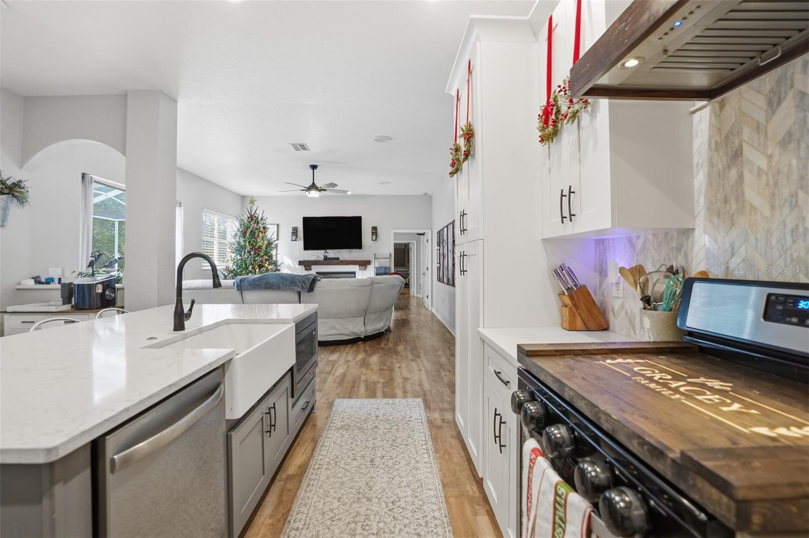 Image 9 of 50 For 12131 Buckingham Way