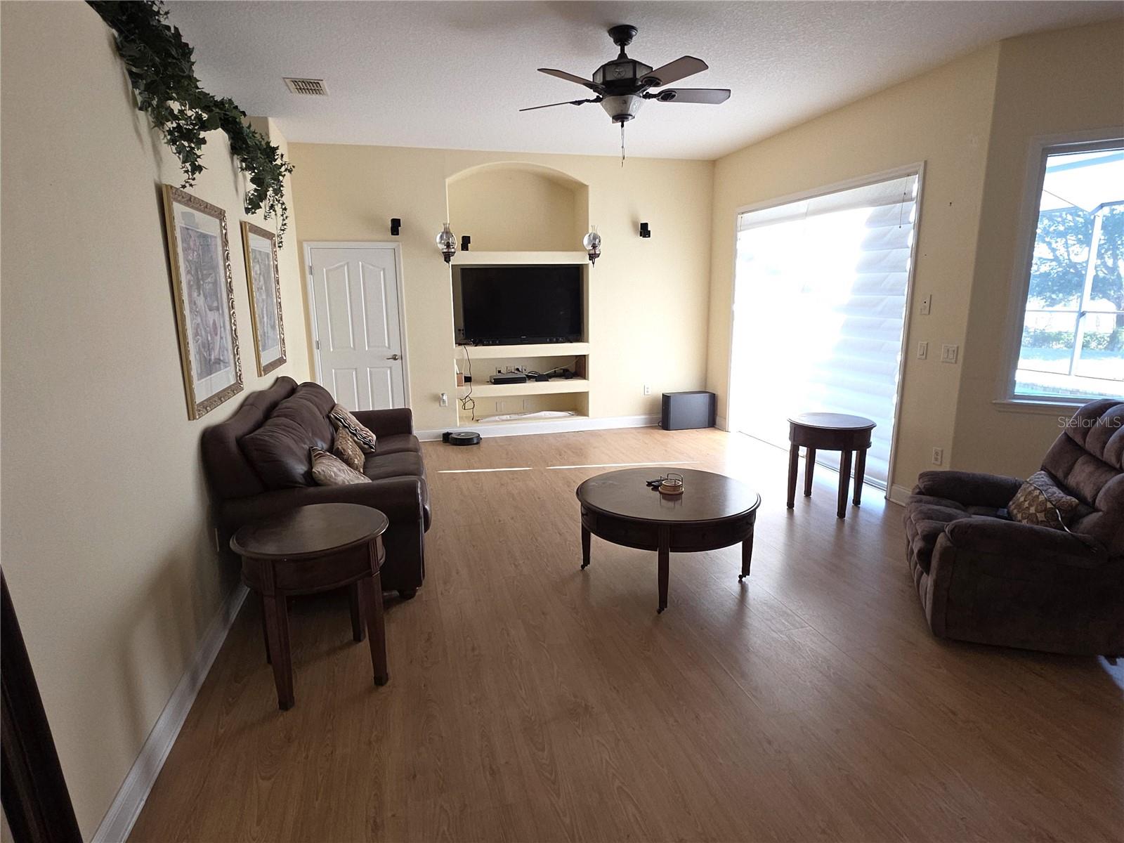 Image 7 of 42 For 6345 Piedmont Drive