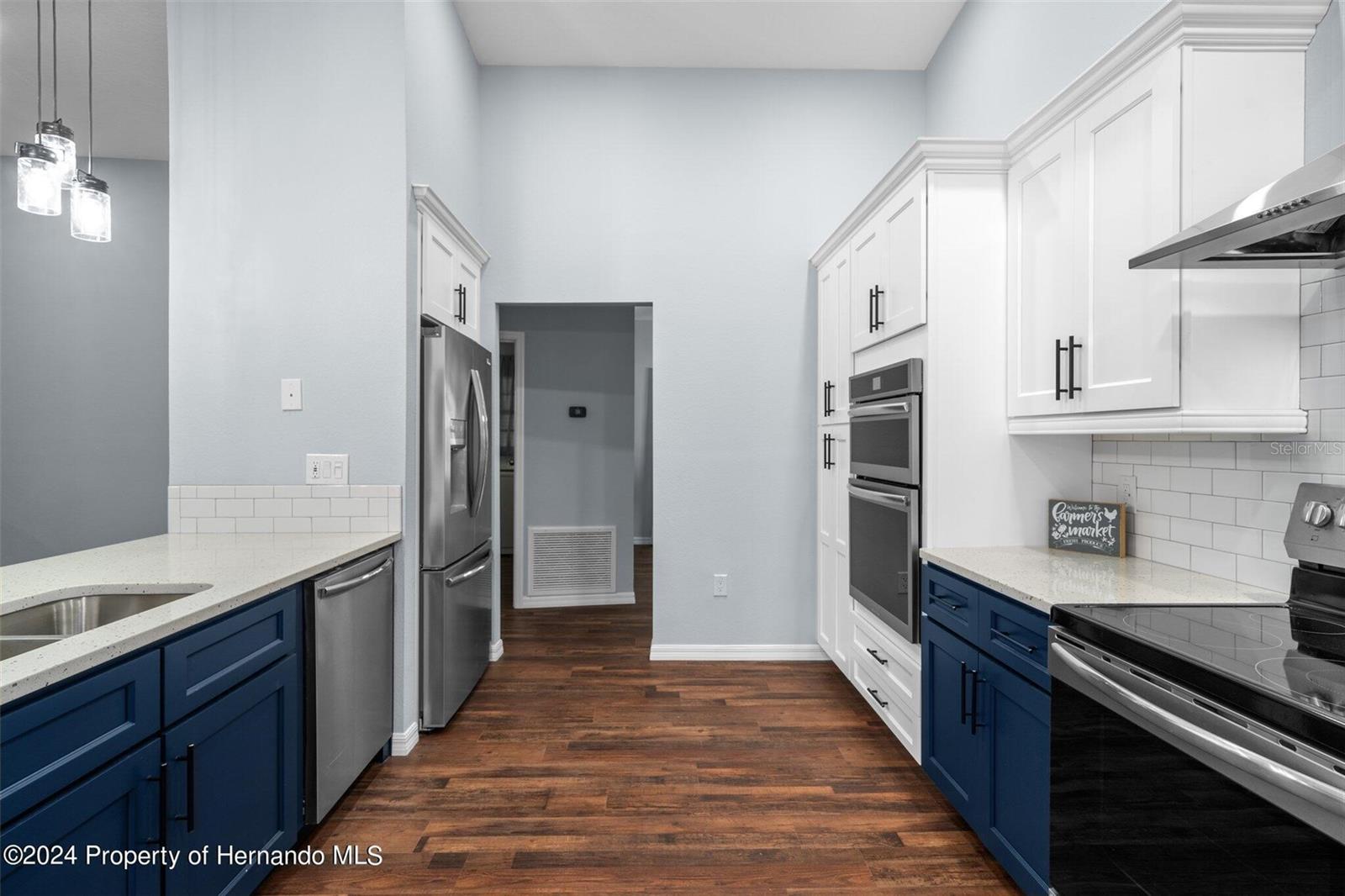 Image 21 of 60 For 7001 Griffin Road