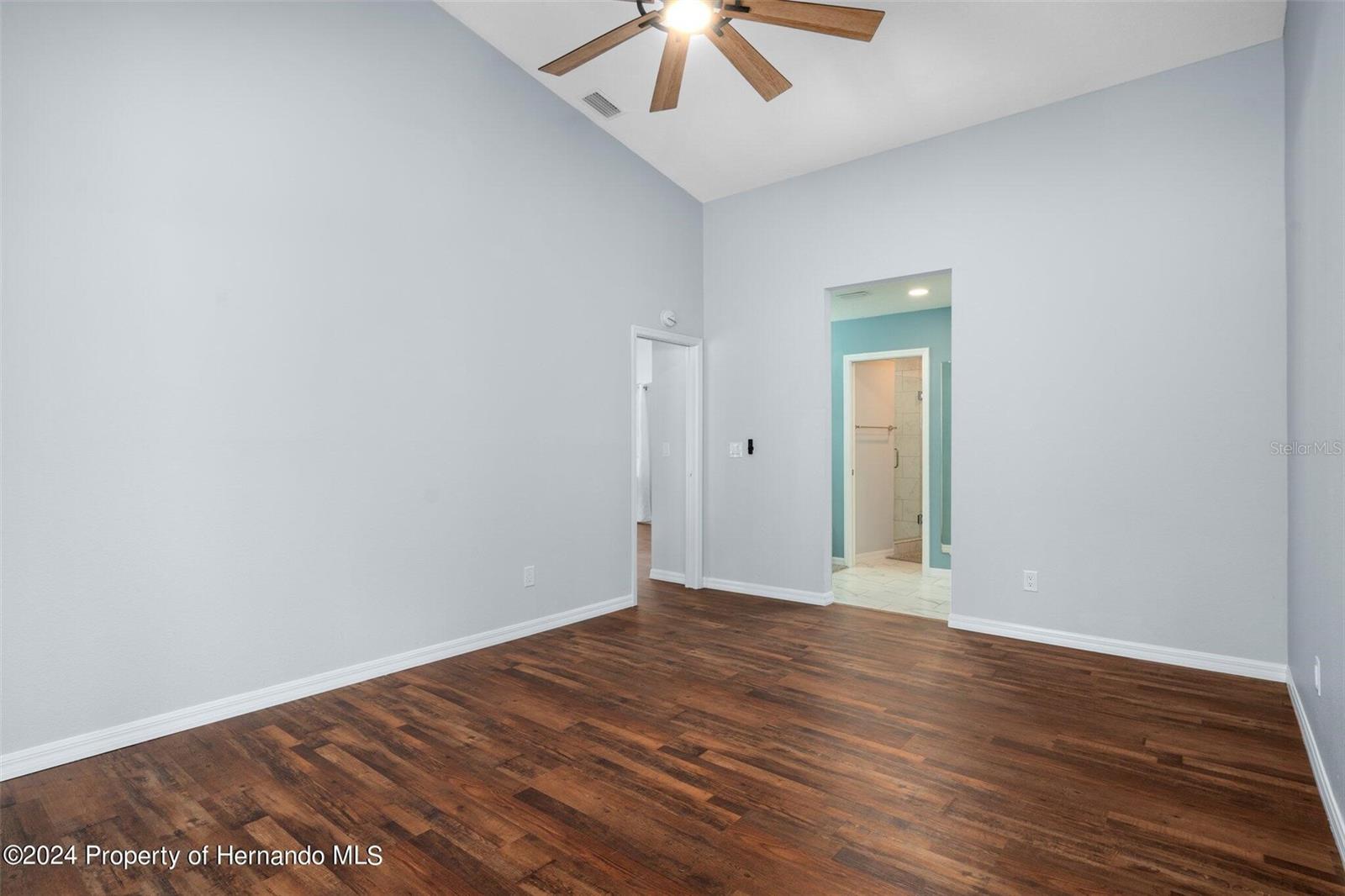 Image 33 of 60 For 7001 Griffin Road