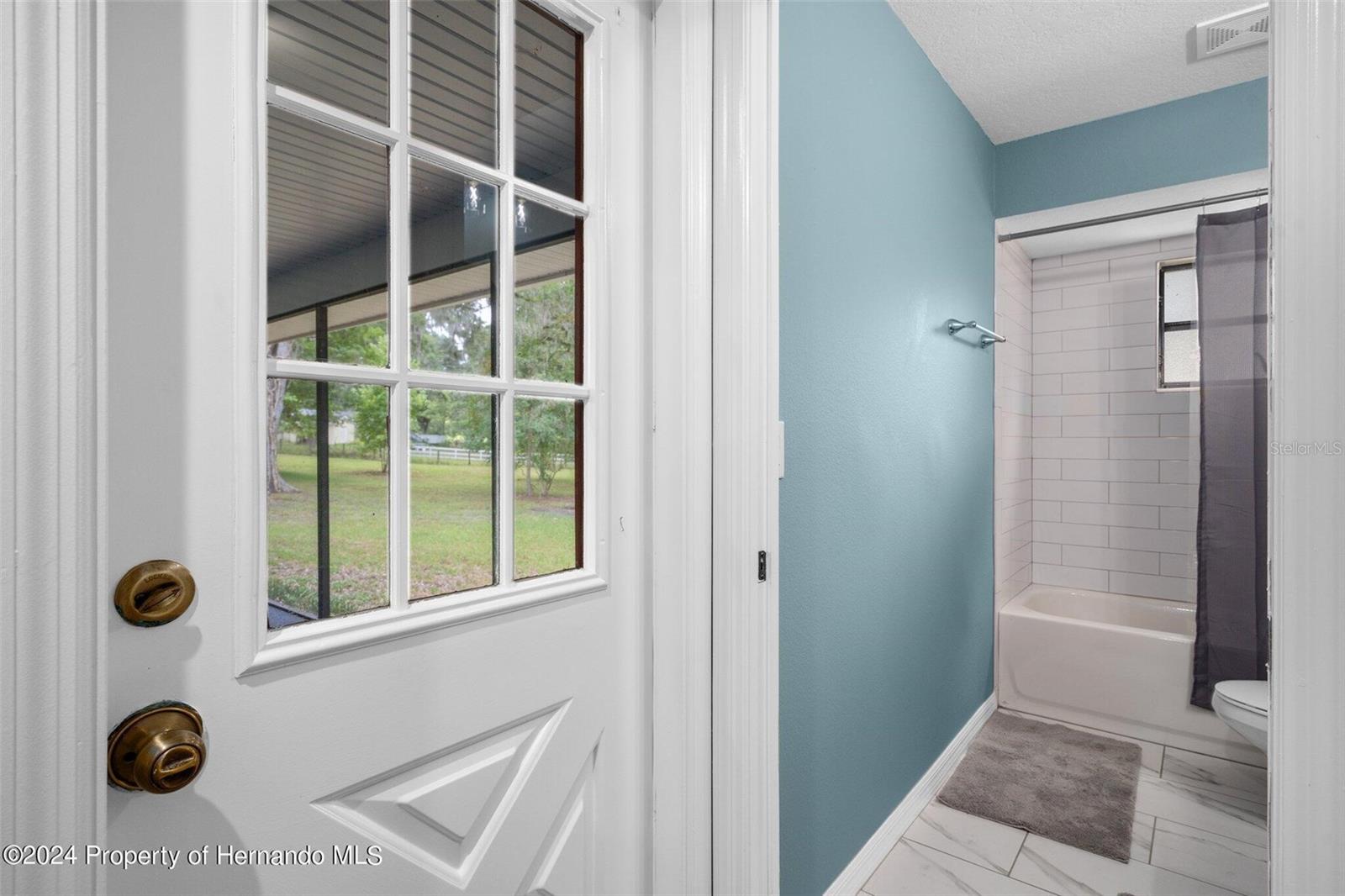 Image 43 of 60 For 7001 Griffin Road