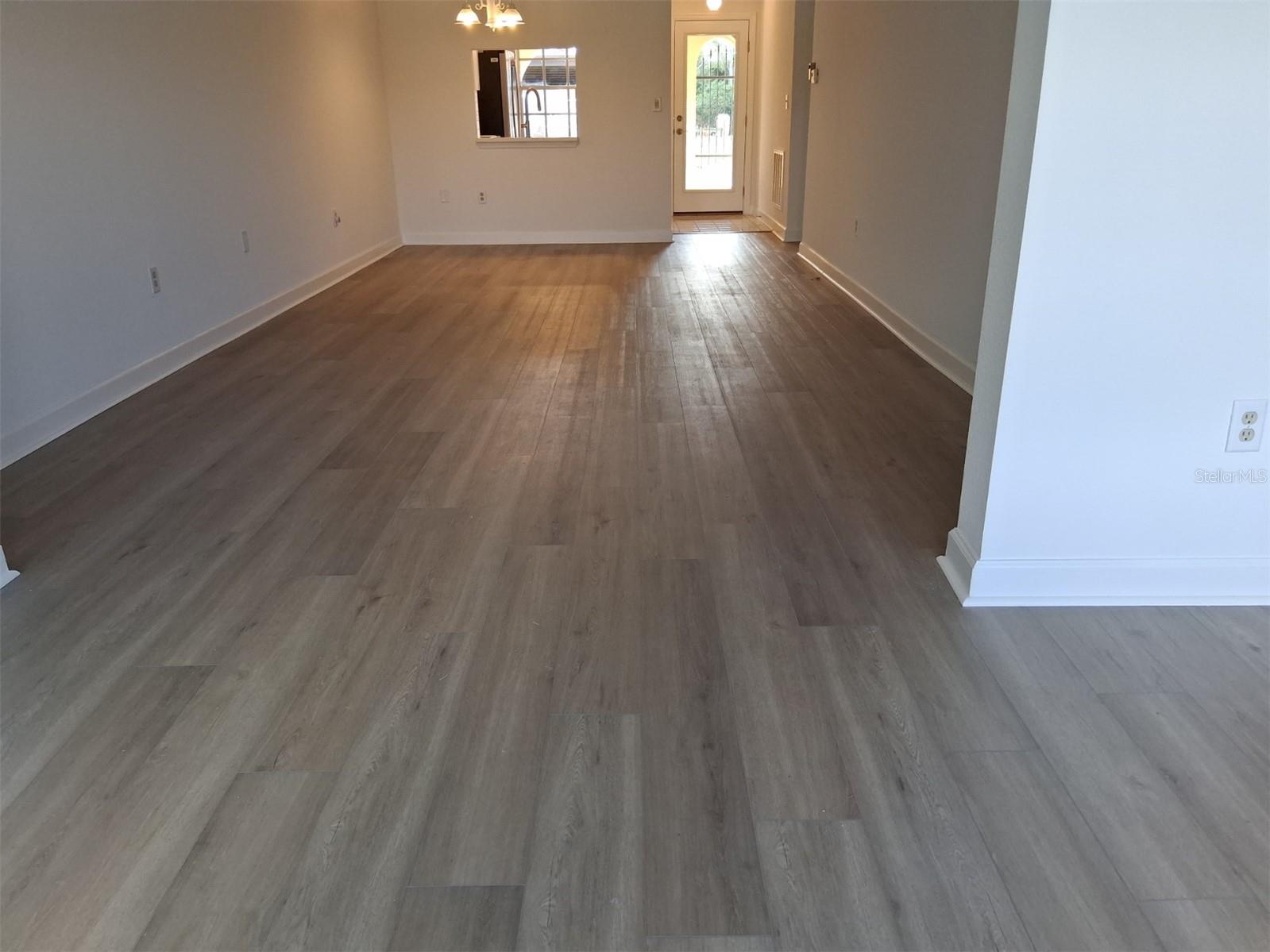 Image 16 of 28 For 4326 Summersun Drive