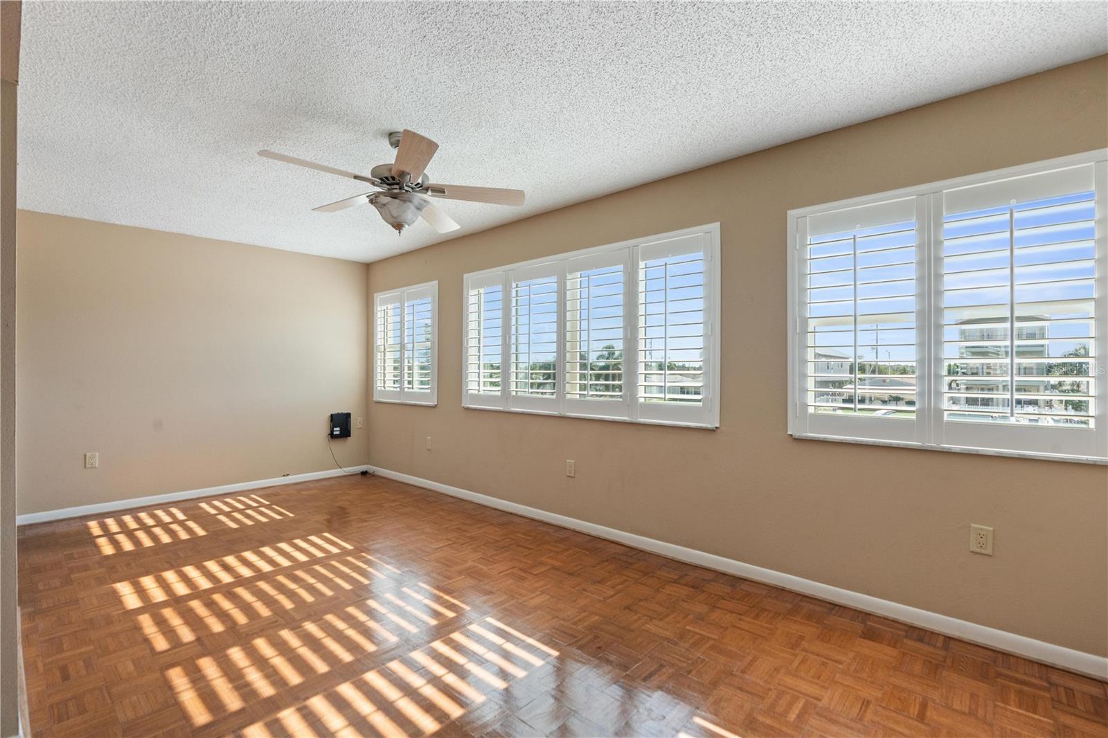 Image 8 of 46 For 4452 Garnet Drive 202