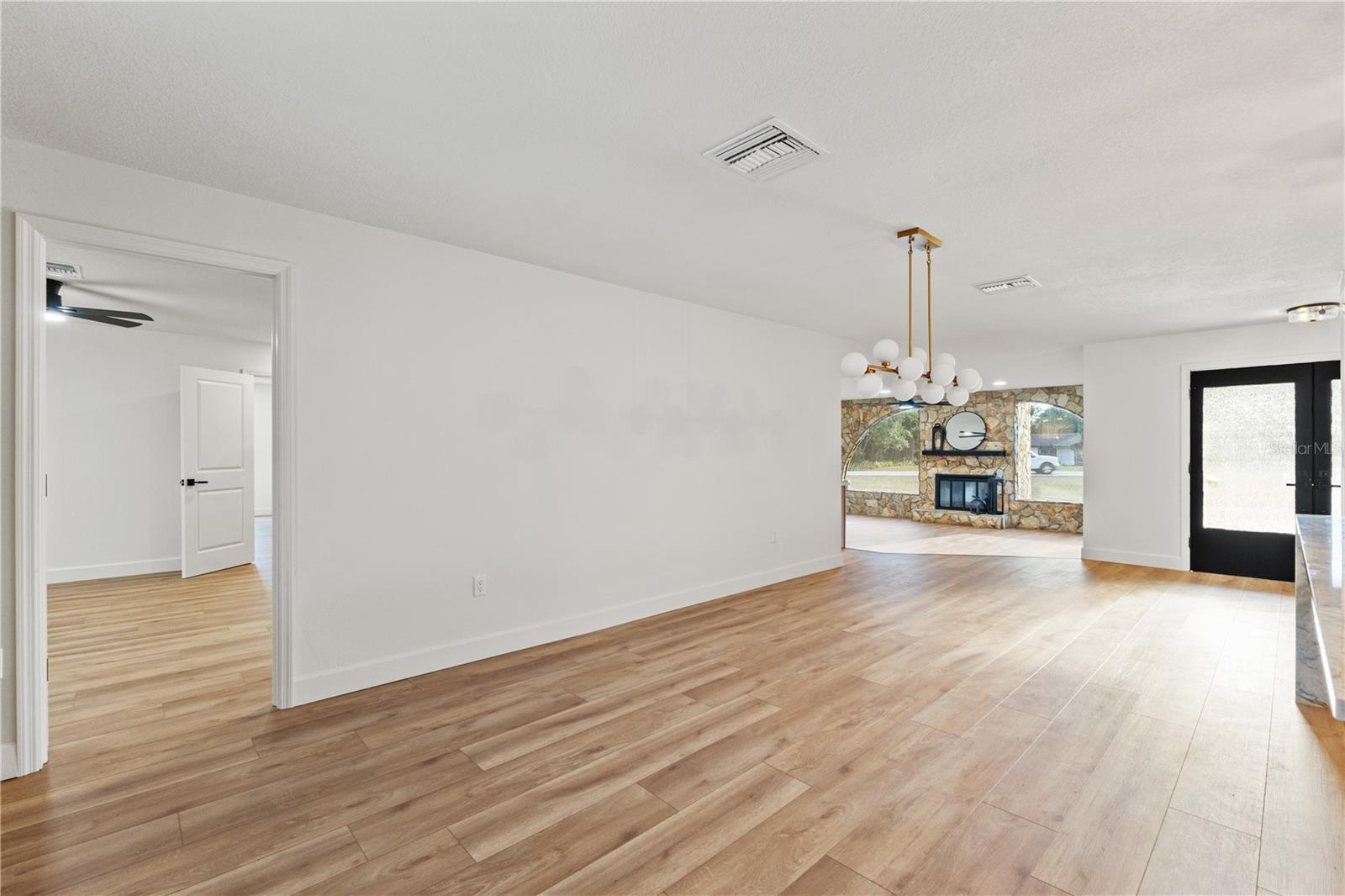 Image 16 of 62 For 5404 Glover Drive