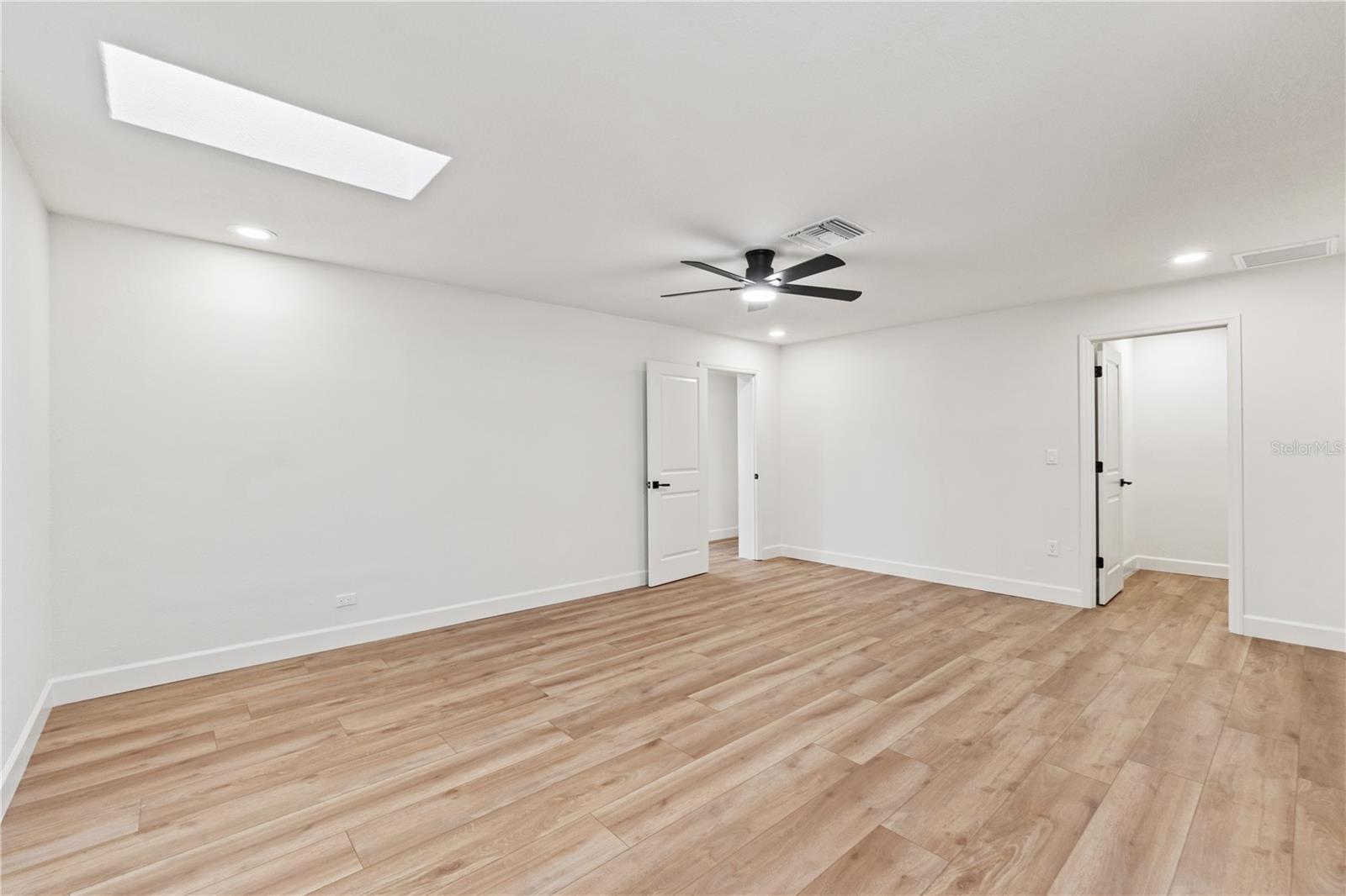 Image 26 of 62 For 5404 Glover Drive