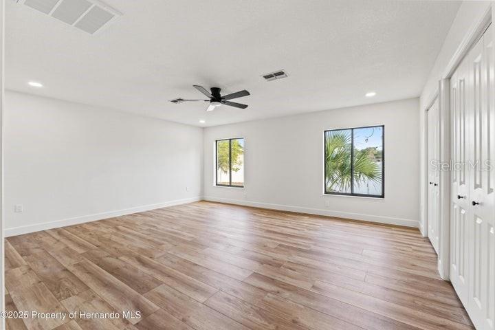 Image 28 of 62 For 5404 Glover Drive