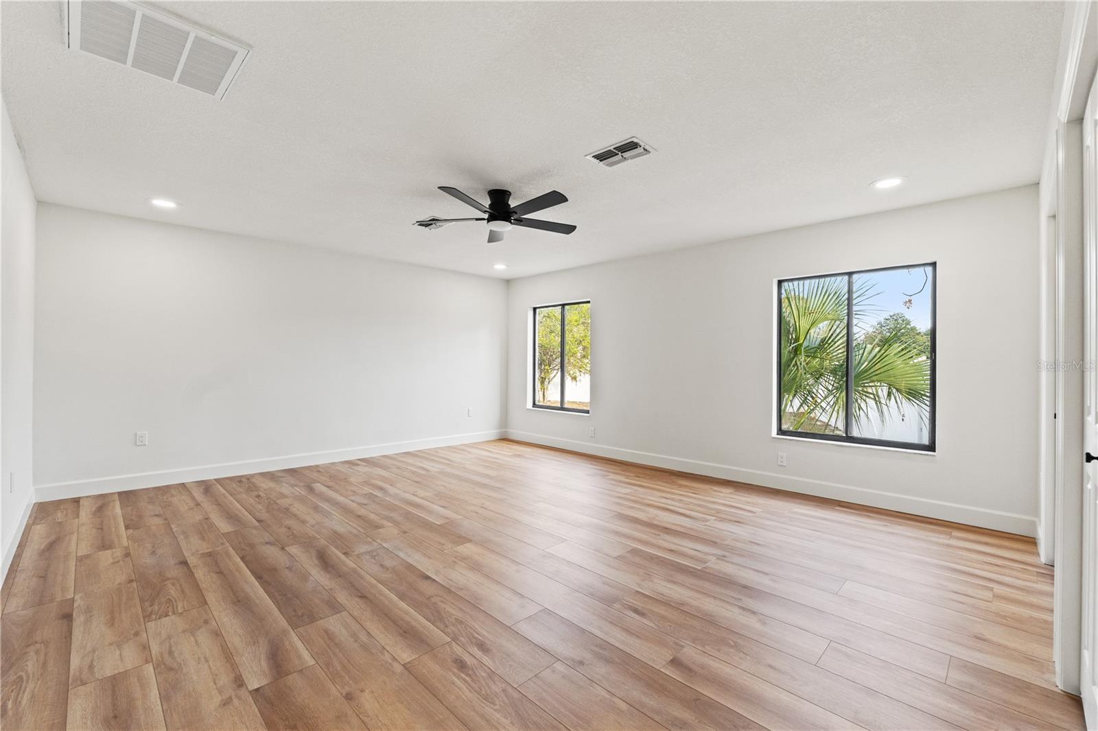 Image 29 of 62 For 5404 Glover Drive