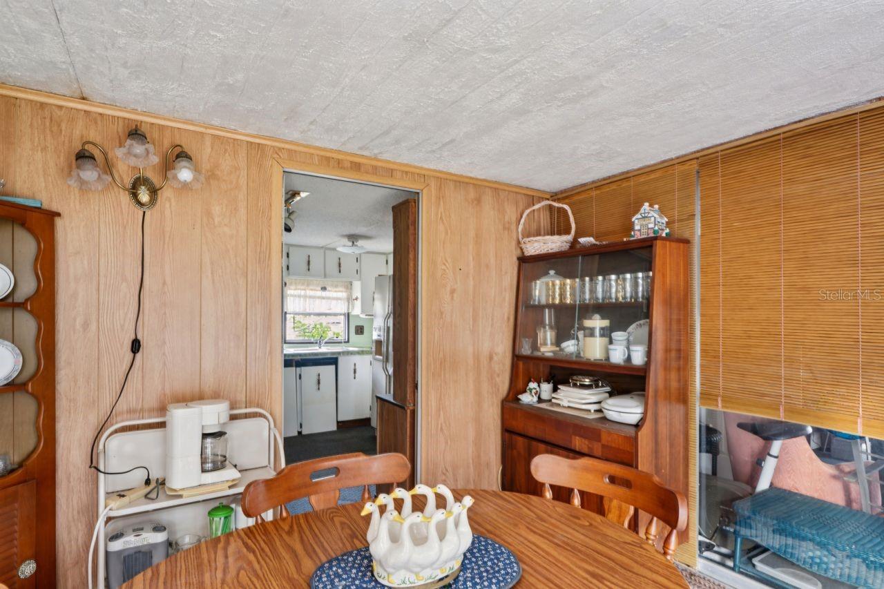 Image 10 of 32 For 9310 Kiowa Dr