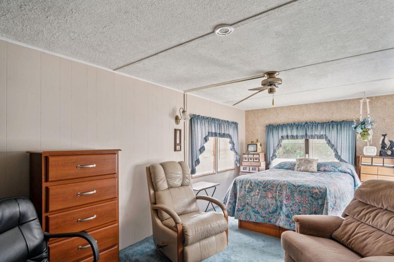 Image 11 of 32 For 9310 Kiowa Dr