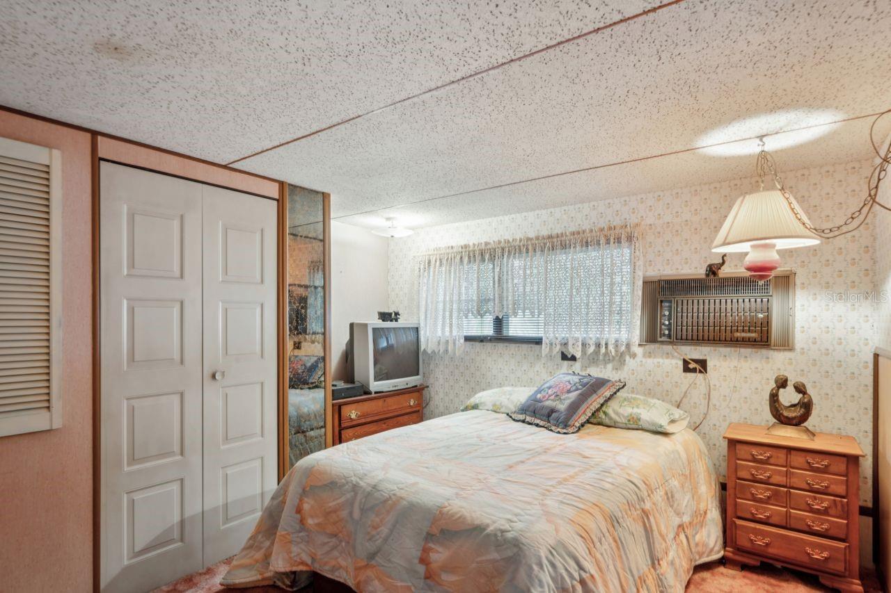 Image 14 of 32 For 9310 Kiowa Dr