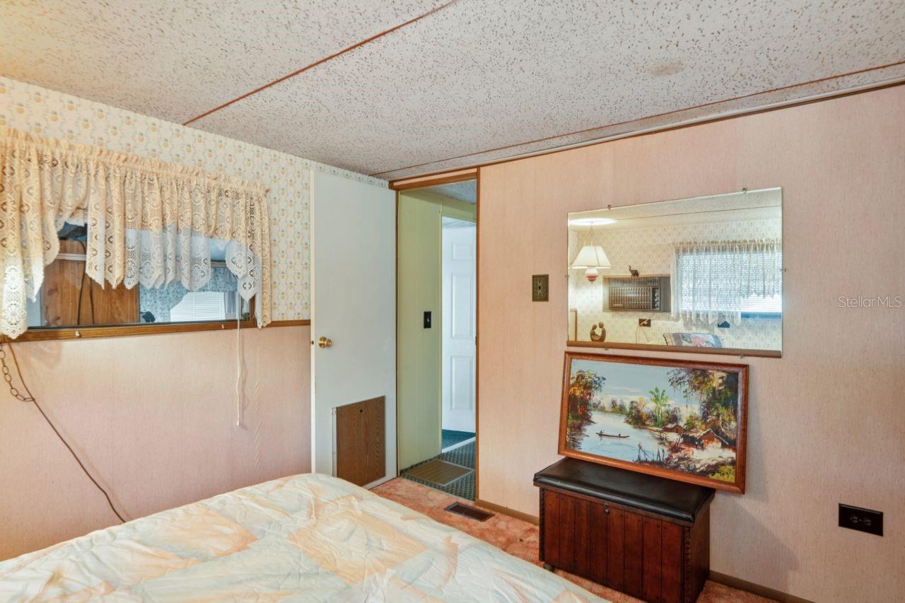 Image 15 of 32 For 9310 Kiowa Dr