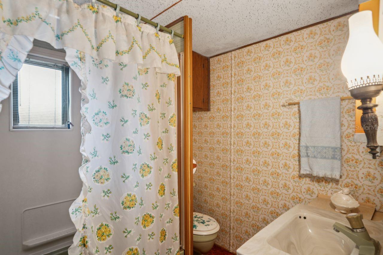 Image 16 of 32 For 9310 Kiowa Dr