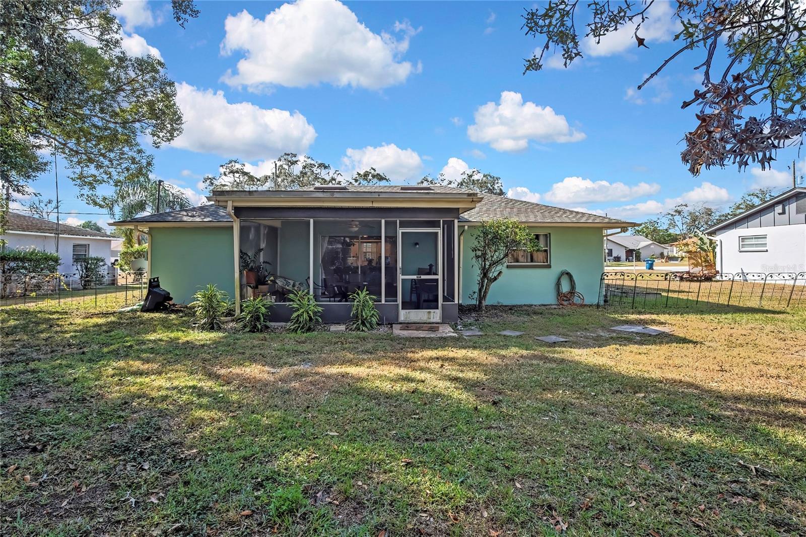 Image 17 of 39 For 368 Portland Avenue