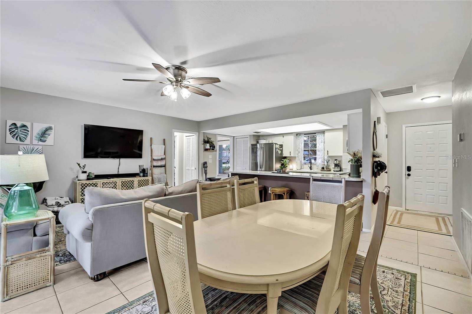 Image 26 of 39 For 368 Portland Avenue