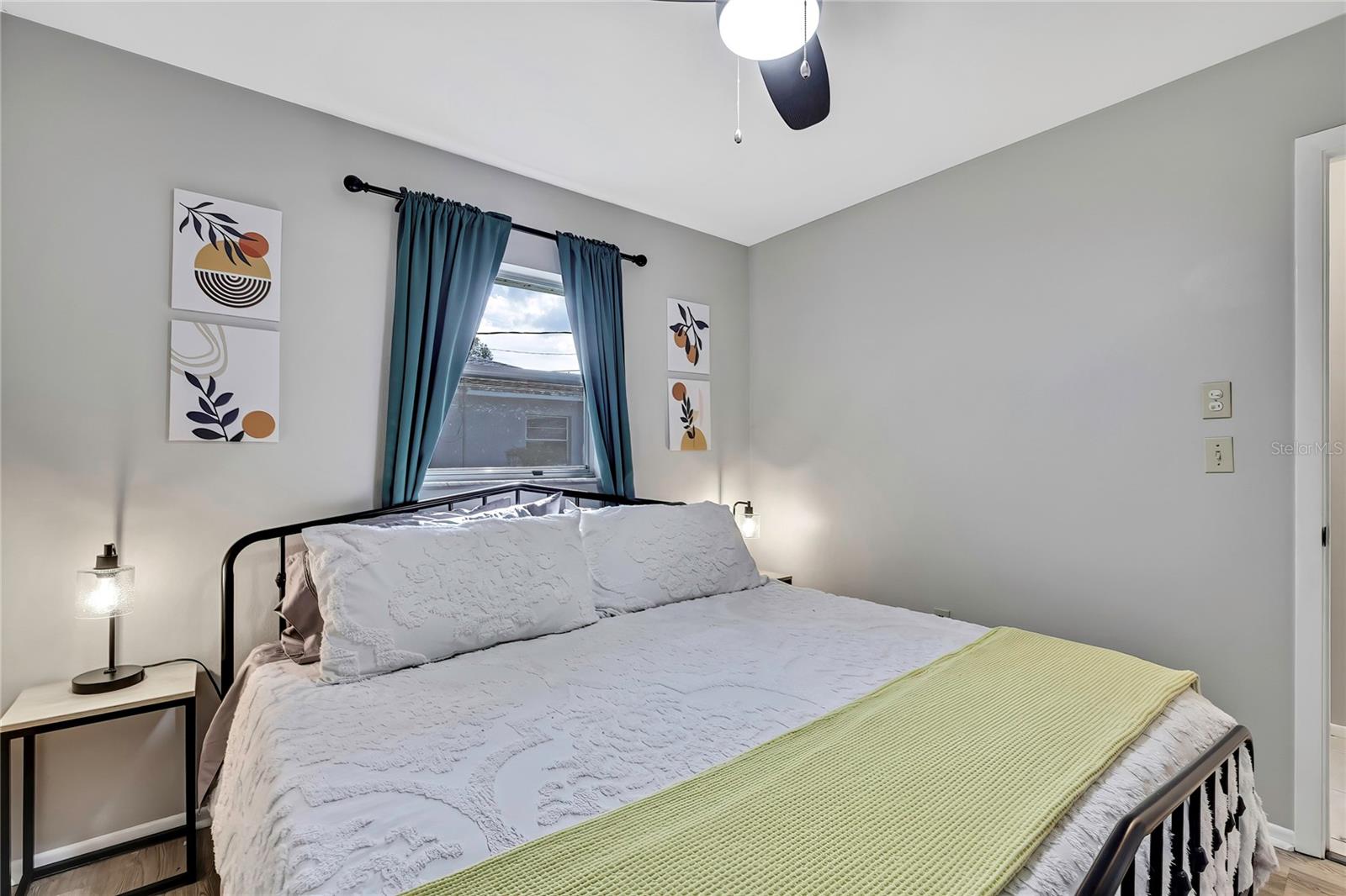 Image 31 of 39 For 368 Portland Avenue